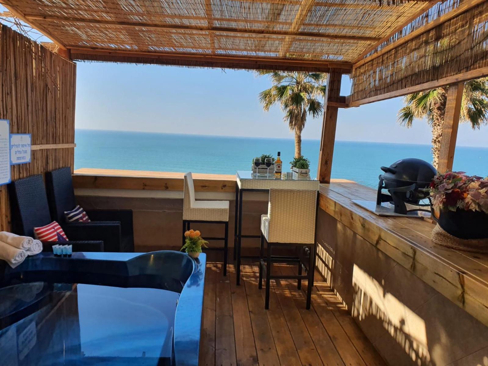 Magic On The Sea-Suites With A Private Jacuzzi And A Private Sea View Netanja Zimmer foto