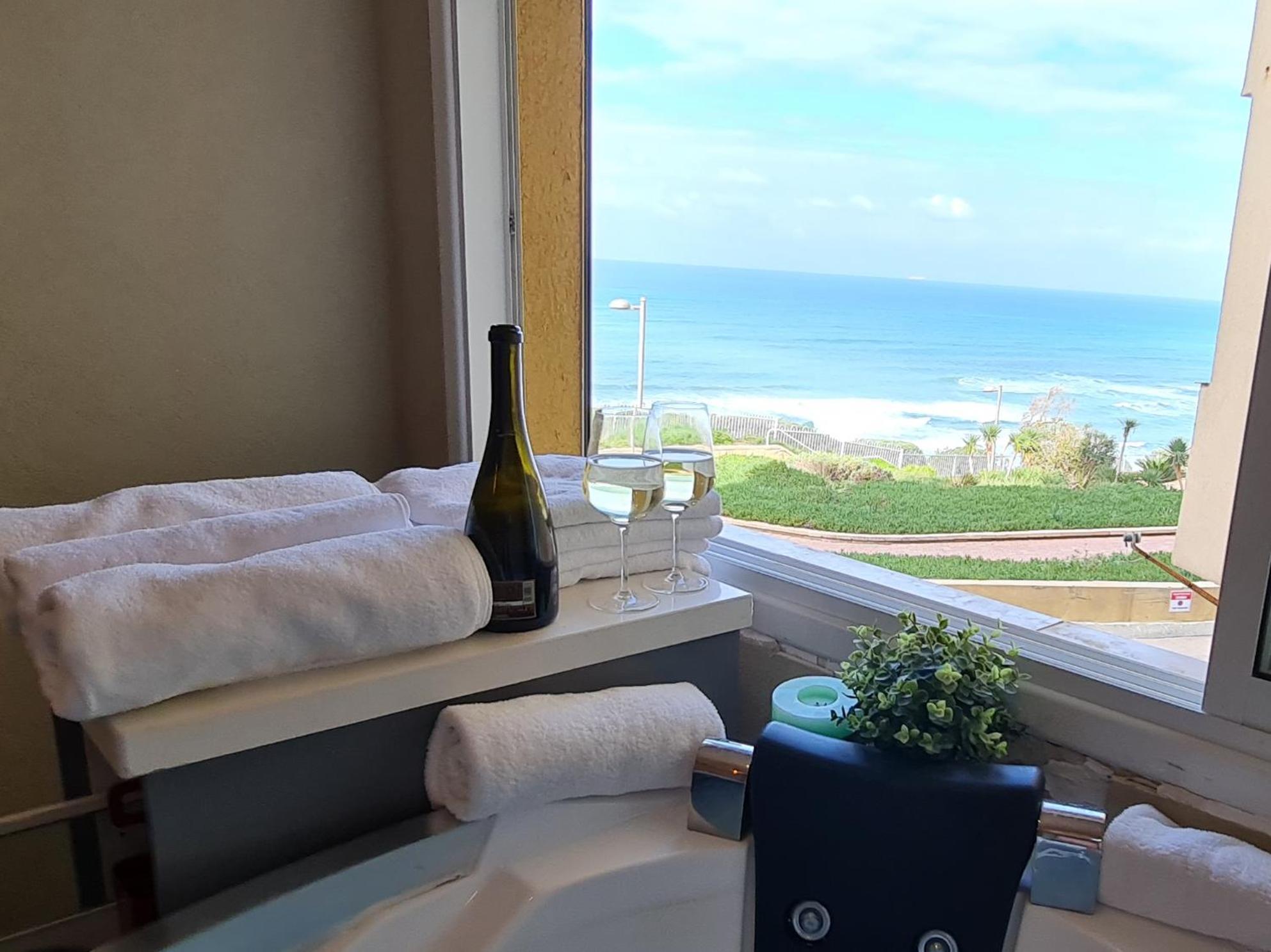 Magic On The Sea-Suites With A Private Jacuzzi And A Private Sea View Netanja Zimmer foto